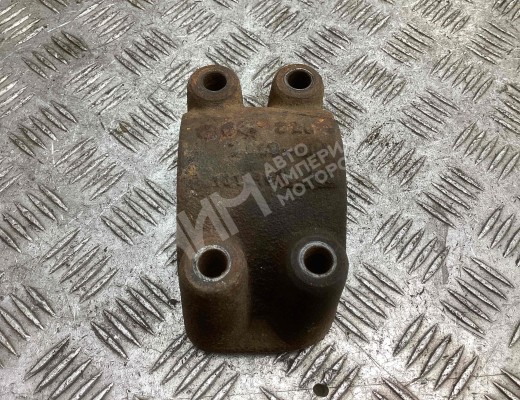 Кронштейн стабилизатора Mercedes Vario (W670) 1996-2013  Mercedes Vario Vario (W670) 1996-2013
