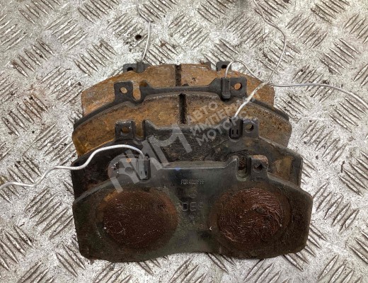 Тормозные колодки передние Mercedes Vario (W670) 1996-2013  Mercedes Vario Vario (W670) 1996-2013