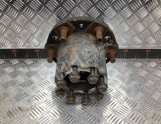 Ступица задняя Mercedes Vario (W670) 1996-2013  Mercedes Vario Vario (W670) 1996-2013