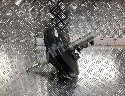 Вакуумный усилитель тормозов Volkswagen Passat B5 (3B) 1996-2000  Volkswagen Passat Passat B5 (3B) 1996-2000