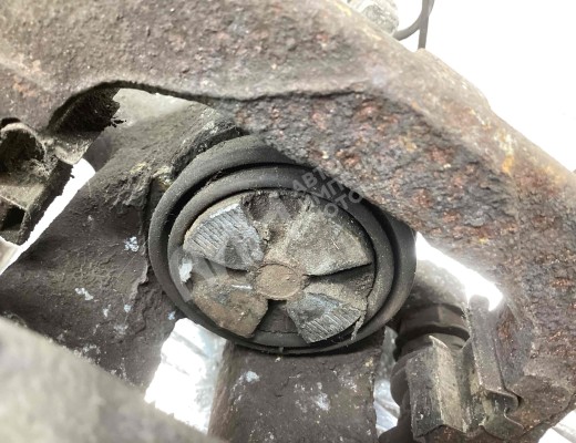 Суппорт задний правый Opel Astra H 2004-2007  Opel Astra Astra H 2004-2007