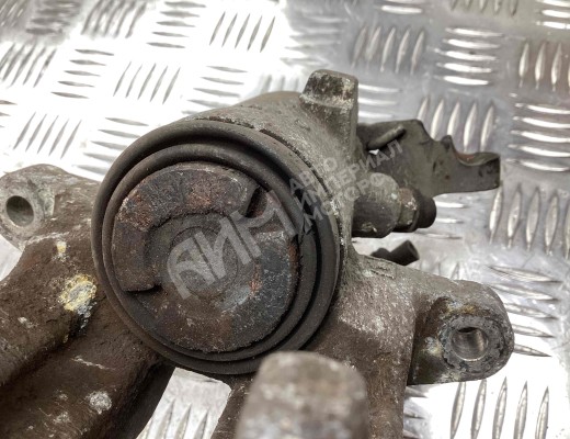 Суппорт задний правый Volkswagen Golf V (1K) 2004-2009  Volkswagen Golf Golf V (1K) 2004-2009