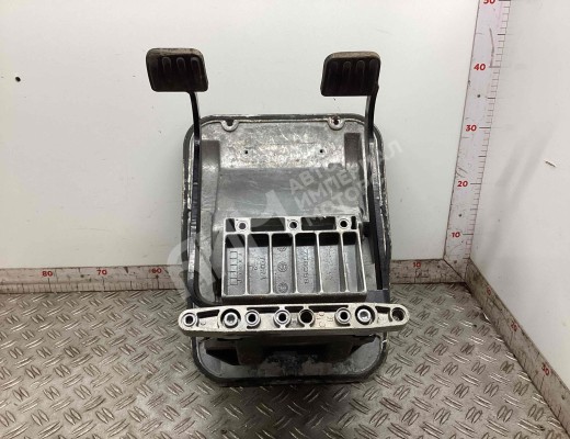 Узел педальный (блок педалей) Iveco Eurocargo III 2008-2015  Iveco Eurocargo Eurocargo III 2008-2015