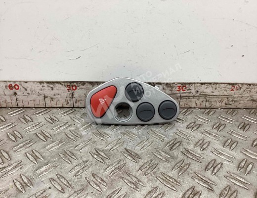 Кнопка аварийной сигнализации Iveco Eurocargo III 2008-2015  Iveco Eurocargo Eurocargo III 2008-2015