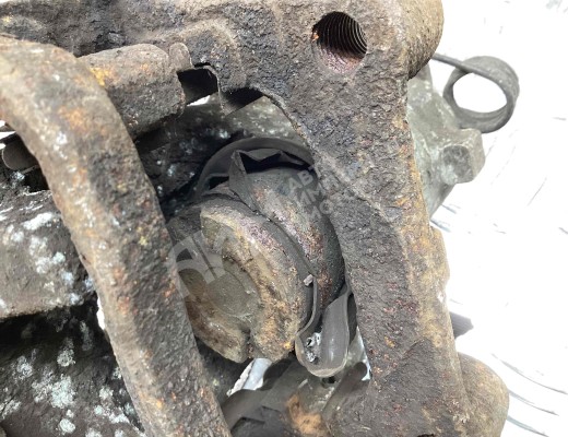 Суппорт задний левый Opel Astra H 2004-2007  Opel Astra Astra H 2004-2007