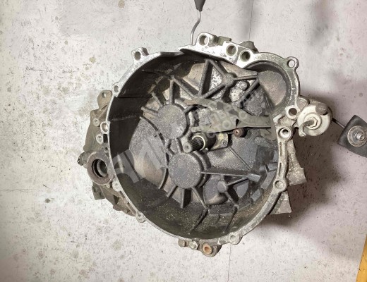 КПП механическая (МКПП) 5-ступенчатая Volvo 850 1992-1997  Volvo 850 850 1992-1997