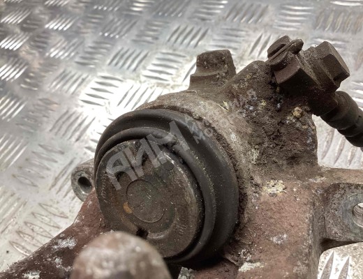 Суппорт задний левый Audi A4 B7 (8EC, 8ED) 2004-2008  Audi A4 A4 B7 (8EC, 8ED) 2004-2008