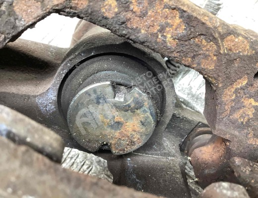 Суппорт задний левый Ford Mondeo III 2000-2003  Ford Mondeo Mondeo III 2000-2003