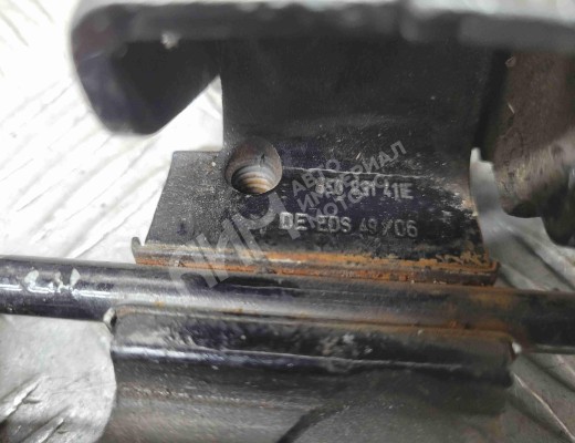 Петля двери передней левой Audi A6 C6 (4F) 2004-2008  Audi A6 A6 C6 (4F) 2004-2008