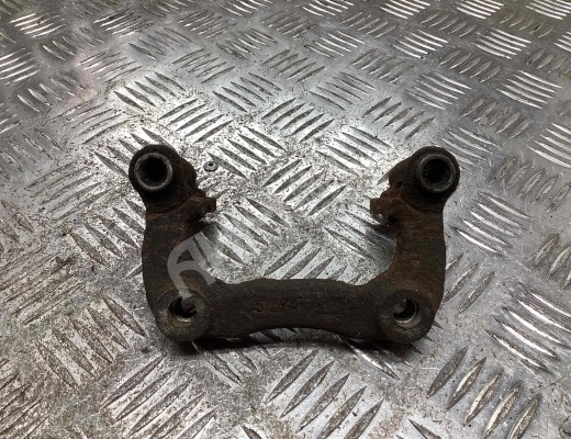 Скоба суппорта заднего Volkswagen Golf IV (1J) 1997-2004  Volkswagen Golf Golf IV (1J) 1997-2004