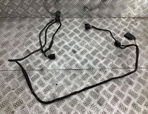 Проводка бампера переднего Audi A4 B7 (8EC, 8ED) 2004-2008  Audi A4 A4 B7 (8EC, 8ED) 2004-2008