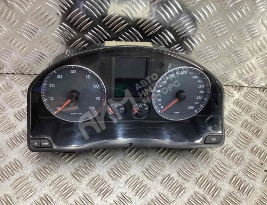 Щиток приборов (приборная панель) Volkswagen Golf V (1K) 2004-2009  Volkswagen Golf Golf V (1K) 2004-2009