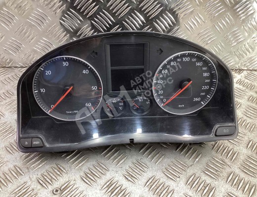 Щиток приборов (приборная панель) Volkswagen Golf V (1K) 2004-2009  Volkswagen Golf Golf V (1K) 2004-2009