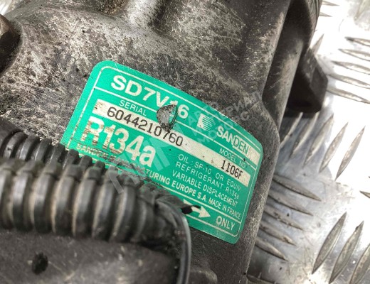 Компрессор кондиционера Peugeot 806 1994-2002  Peugeot 806 806 1994-2002