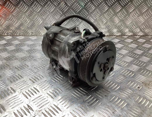 Компрессор кондиционера Peugeot 806 1994-2002  Peugeot 806 806 1994-2002