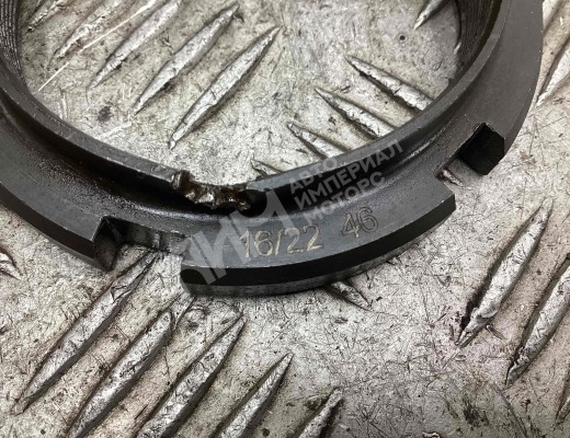 Гайка ступицы Mercedes Vario (W670) 1996-2013  Mercedes Vario Vario (W670) 1996-2013