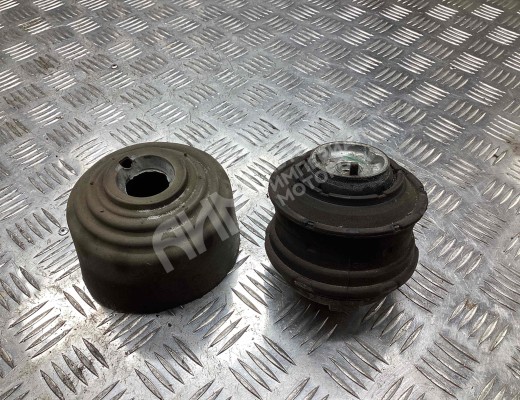 Подушка крепления двигателя Mercedes CLK (W209) 2002-2005  Mercedes CLK CLK (W209) 2002-2005