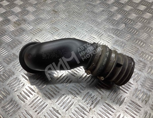Патрубок интеркулера Mercedes CLK (W209) 2002-2005  Mercedes CLK CLK (W209) 2002-2005