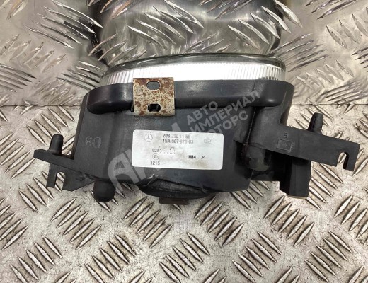 Фара противотуманная левая Mercedes CLK (W209) 2002-2005  Mercedes CLK CLK (W209) 2002-2005