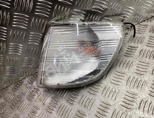Поворотник левый Mercedes Vito I (W638) 1996-2003  Mercedes Vito Vito I (W638) 1996-2003