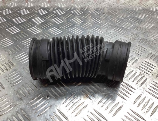 Патрубок воздушного фильтра Peugeot 5008 I (T8) 2009-2013  Peugeot 5008 5008 I (T8) 2009-2013