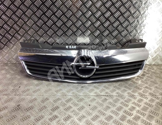 Решетка радиатора Opel Zafira B 2005-2008  Opel Zafira Zafira B 2005-2008