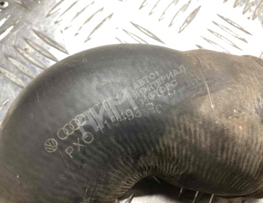 Патрубок интеркулера Volkswagen Touran I (1T) 2003-2006  Volkswagen Touran Touran I (1T) 2003-2006
