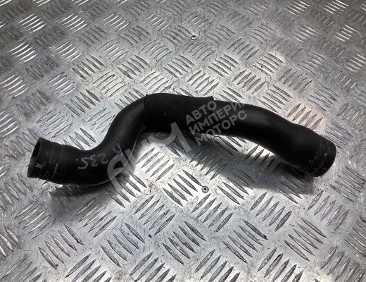 Патрубок радиатора Peugeot 5008 I (T8) 2009-2013  Peugeot 5008 5008 I (T8) 2009-2013