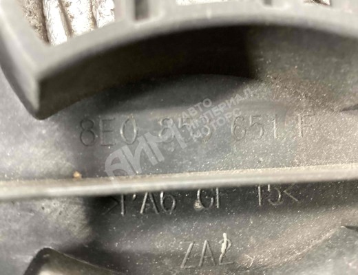 Решетка радиатора Audi A4 B6 (8EC, 8E5) 2000-2004  Audi A4 A4 B6 (8EC, 8E5) 2000-2004
