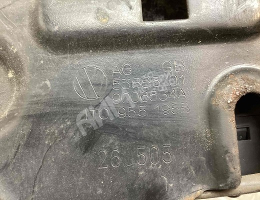 Автономный отопитель Volkswagen Touran I (1T) 2003-2006  Volkswagen Touran Touran I (1T) 2003-2006