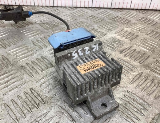 Реле накала свечей Peugeot 5008 I (T8) 2009-2013  Peugeot 5008 5008 I (T8) 2009-2013