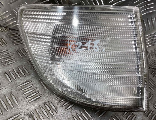 Поворотник правый Mercedes Vito (W638) 1996-2003  Mercedes Vito Vito (W638) 1996-2003