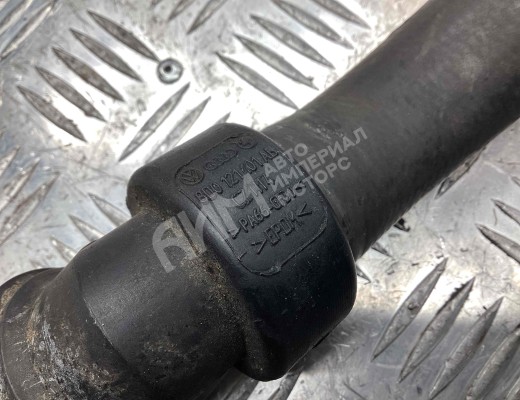 Патрубок радиатора Volkswagen Passat B5+ (3B) 2000-2005 рестайлинг  Volkswagen Passat Passat B5+ (3B) 2000-2005 рестайлинг