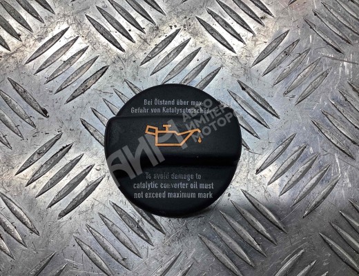 Пробка маслозаливная Volkswagen Golf V (1K) 2004-2009  Volkswagen Golf Golf V (1K) 2004-2009