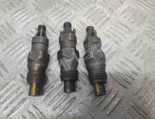 Форсунка Peugeot 406 1995-2004  Peugeot 406 406 1995-2004