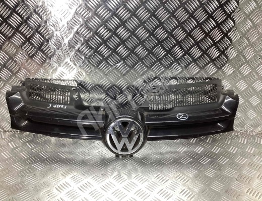 Решетка радиатора Volkswagen Golf V (1K) 2004-2009  Volkswagen Golf Golf V (1K) 2004-2009