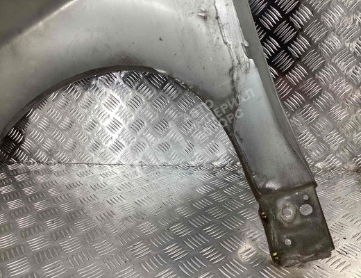 Крыло переднее правое Volvo V50 (MW) 2003-2007  Volvo V50 V50 (MW) 2003-2007