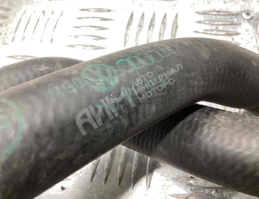 Патрубок отопителя (печки) Volkswagen Golf V (1K) 2004-2009  Volkswagen Golf Golf V (1K) 2004-2009