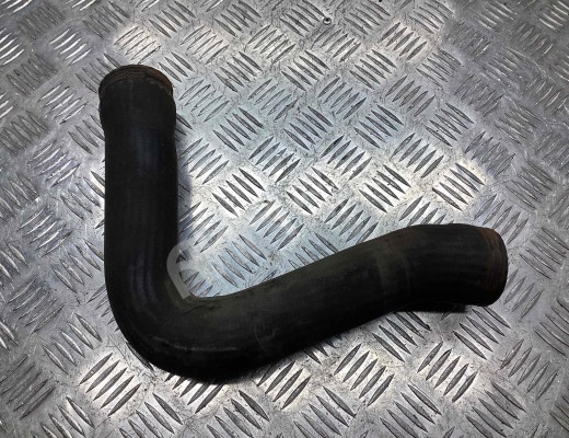 Патрубок интеркулера Volkswagen Sharan I (7M) 2000-2003 рестайлинг  Volkswagen Sharan Sharan I (7M) 2000-2003 рестайлинг