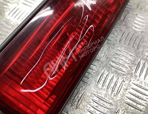 Фонарь задний правый Mitsubishi Pajero III 1999-2006  Mitsubishi Pajero Pajero III 1999-2006
