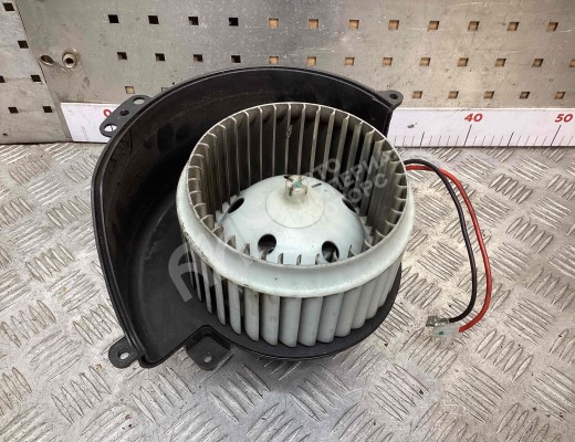 Моторчик печки  Opel Astra H 2007-2010 рестайлинг