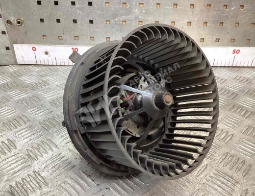 Моторчик печки Volkswagen Sharan I (7M) 2000-2003 рестайлинг  Volkswagen Sharan Sharan I (7M) 2000-2003 рестайлинг