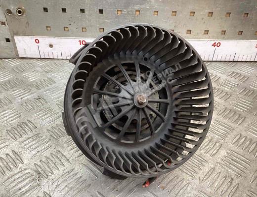 Моторчик печки Opel Zafira B 2005-2008  Opel Zafira Zafira B 2005-2008