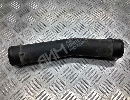 Патрубок интеркулера Volkswagen Sharan I (7M) 2000-2003 рестайлинг  Volkswagen Sharan Sharan I (7M) 2000-2003 рестайлинг