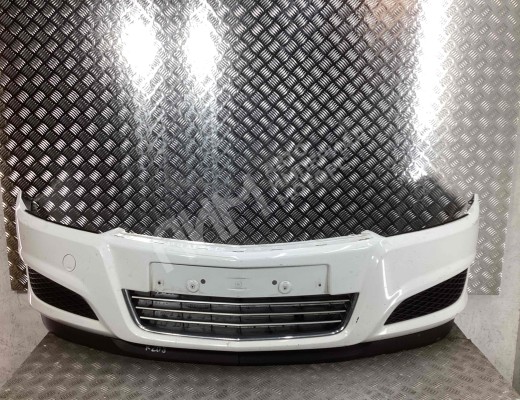 Бампер передний Opel Astra H 2007-2010 рестайлинг  Opel Astra Astra H 2007-2010 рестайлинг