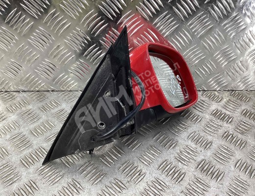 Зеркало наружное правое Volkswagen Passat B5 (3B) 1996-2000  Volkswagen Passat Passat B5 (3B) 1996-2000