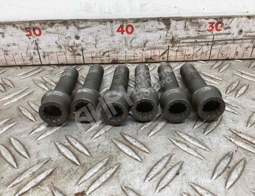 Болт шкива коленвала Mercedes Atego I 1998-2012  Mercedes Atego Atego I 1998-2012