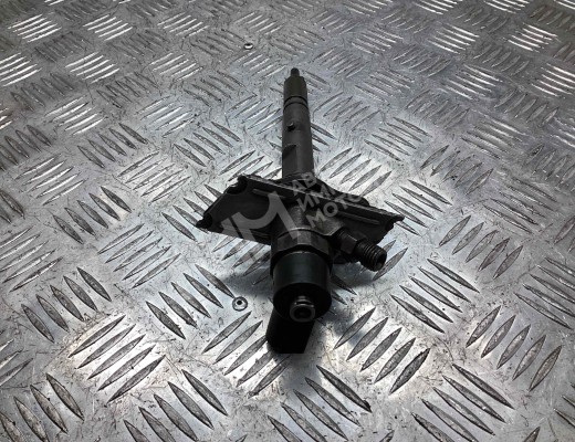 Форсунка Audi A8 D2 (4D) 1994-2002  Audi A8 A8 D2 (4D) 1994-2002