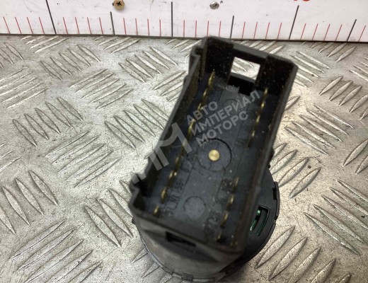 Переключатель света Volkswagen Passat B5+ (3B) 2000-2005 рестайлинг  Volkswagen Passat Passat B5+ (3B) 2000-2005 рестайлинг