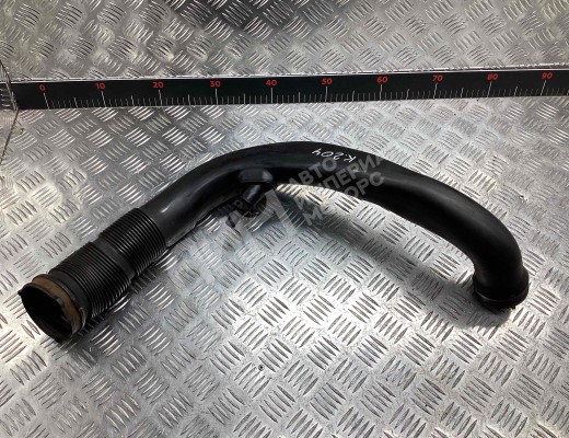 Патрубок воздушного фильтра Volvo V50 (MW) 2003-2007  Volvo V50 V50 (MW) 2003-2007